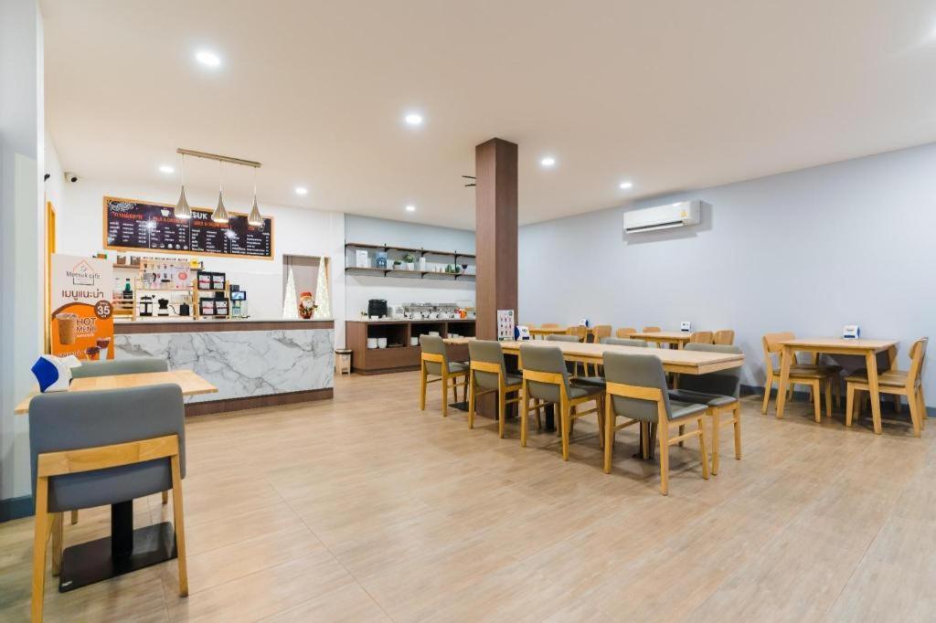 Meesuk Chiangrai Hotel Chiang Rai Extérieur photo