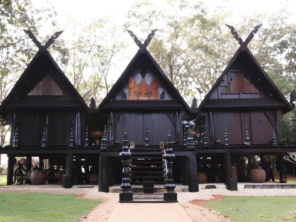 Meesuk Chiangrai Hotel Chiang Rai Extérieur photo